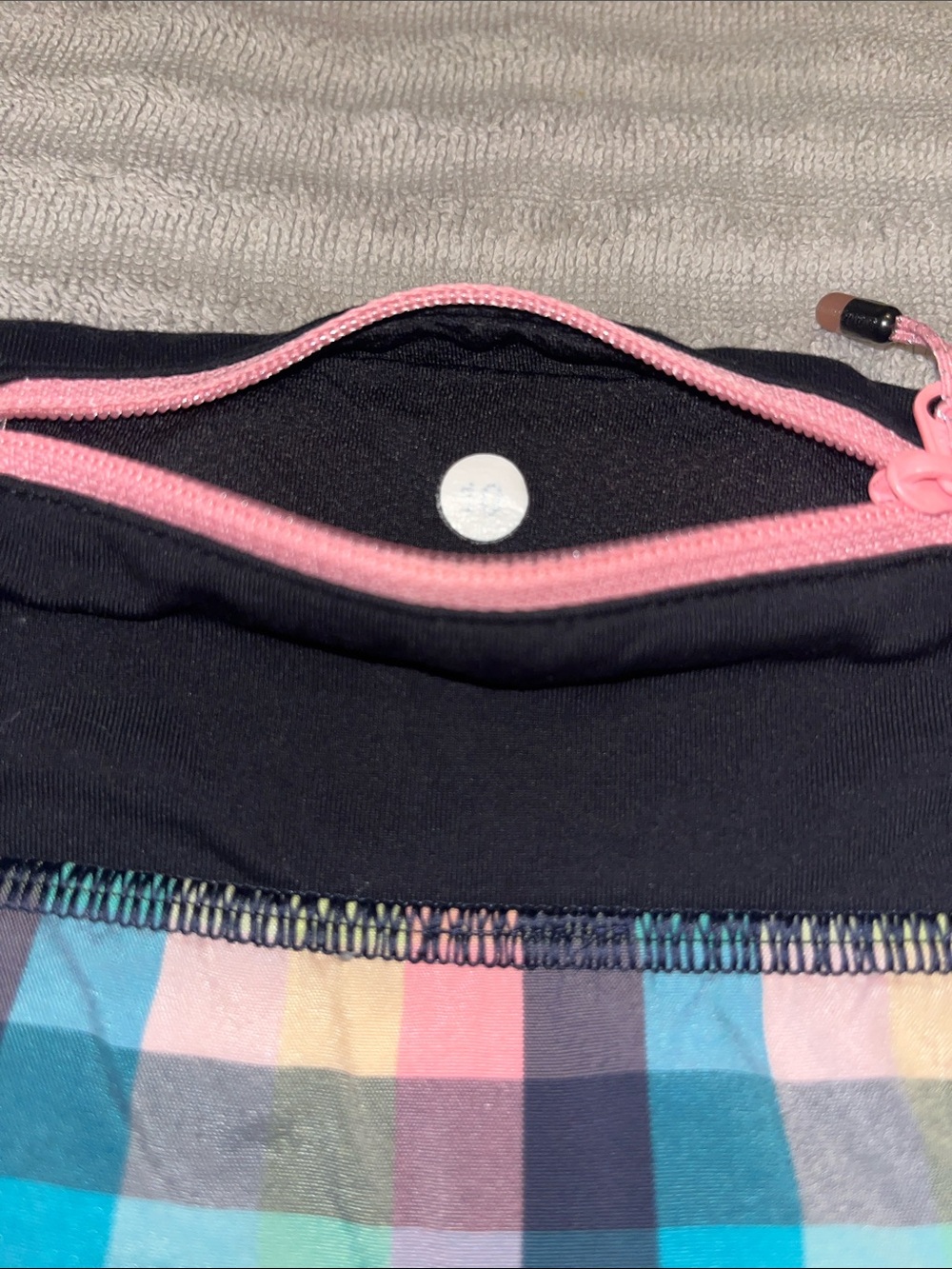 Lululemon Pastel Plaid Athletic Shorts with Black Waistband Size 10 - Picture 5 of 7